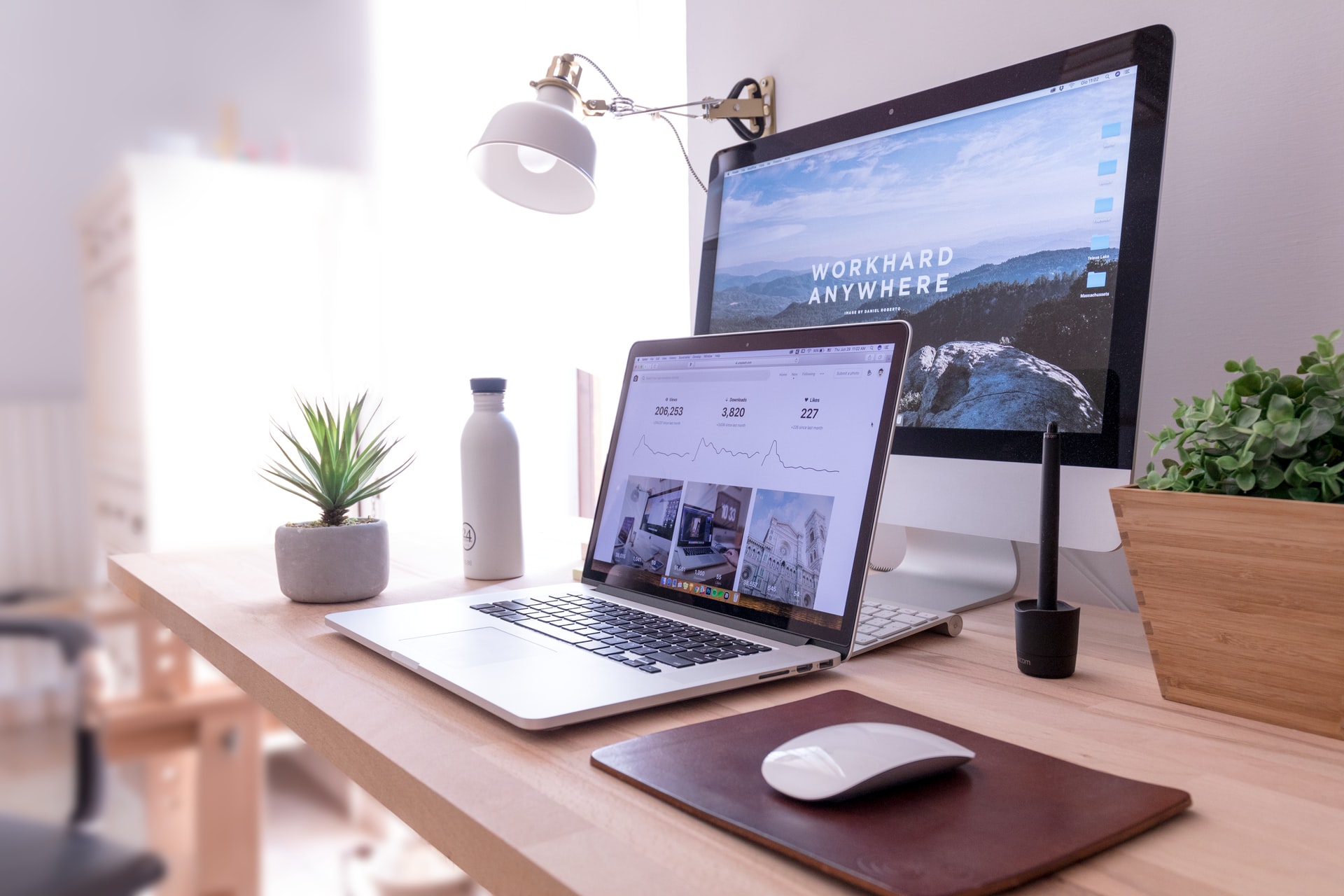 Explore 11 of Docsie teams favorite tools that help product documentation writers to write better content and deliver better customer experiences.